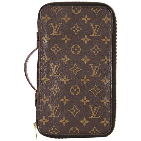 portfolio louis vuitton|louis vuitton padfolio.